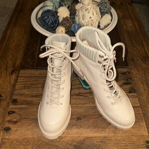 NWOT Arezzo Boots 🥾